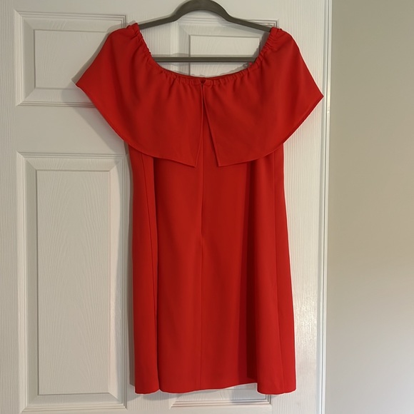 Off the Shoulder Dress
CHARLES HENRY - Picture 2 of 4